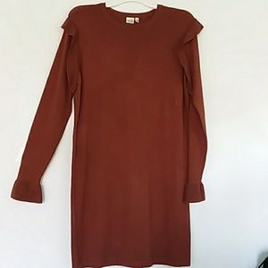 Sweater dress. Rust color
